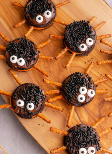 Oreo Spider Halloween Cookies