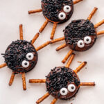 Oreo Spider Halloween Cookies