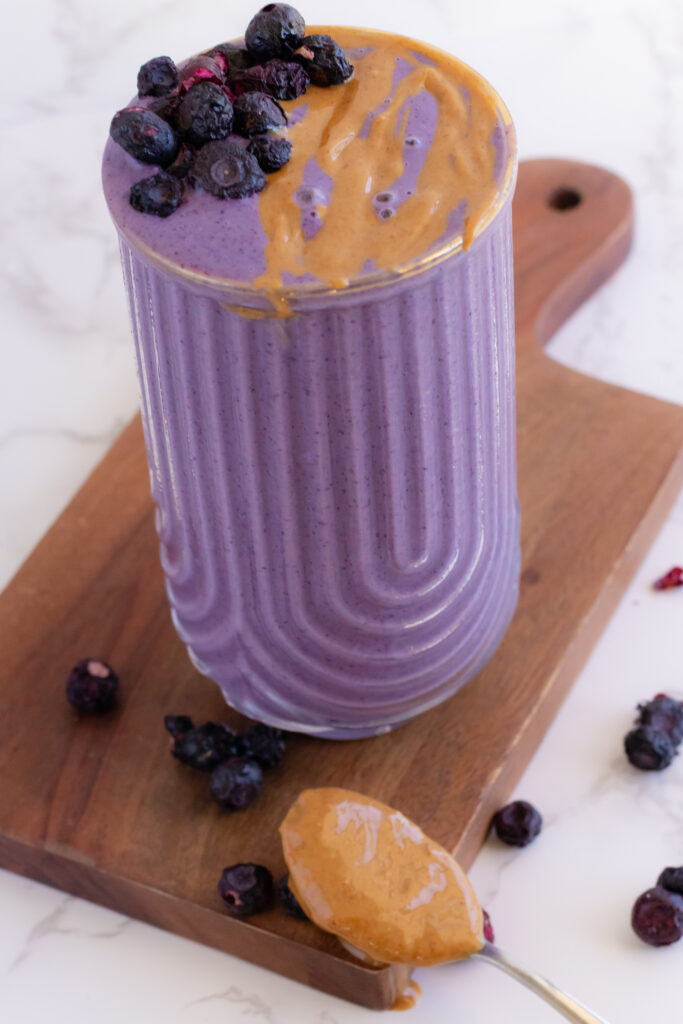 Peanut Butter and Jelly Smoothie 