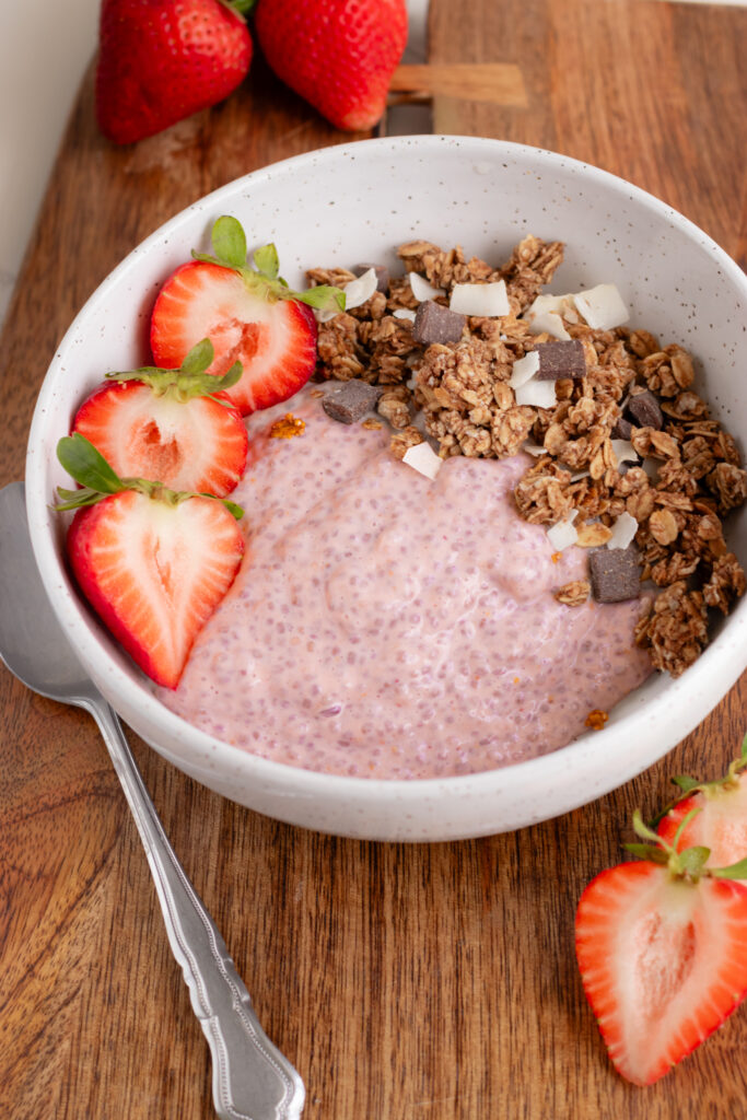 strawberry chia seed pudding
